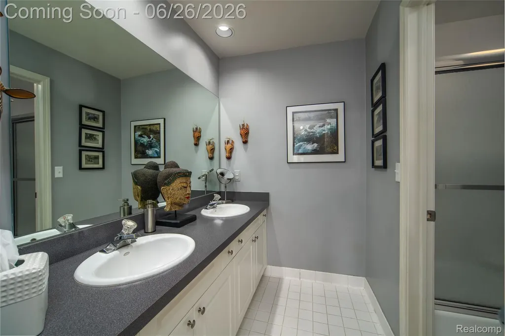 7422 Autumn Hill Drive West Bloomfield Charter Township MI 48323