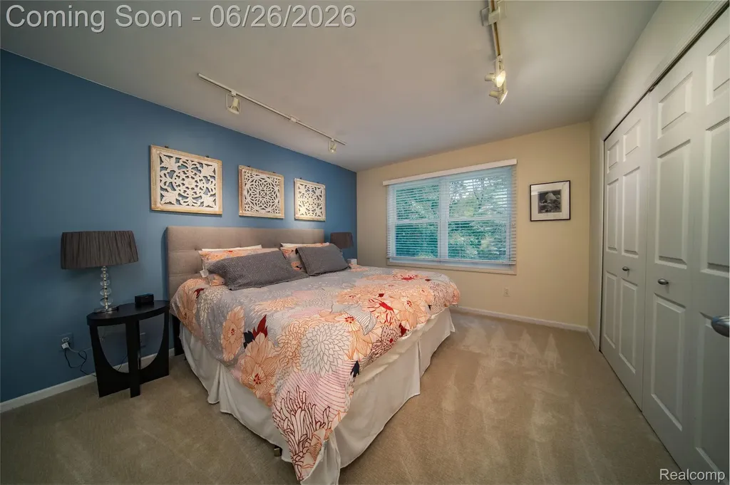7422 Autumn Hill Drive West Bloomfield Charter Township MI 48323