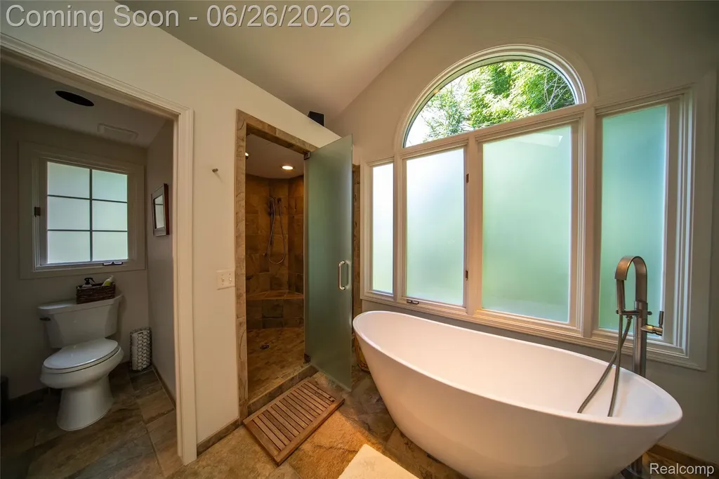 7422 Autumn Hill Drive West Bloomfield Charter Township MI 48323