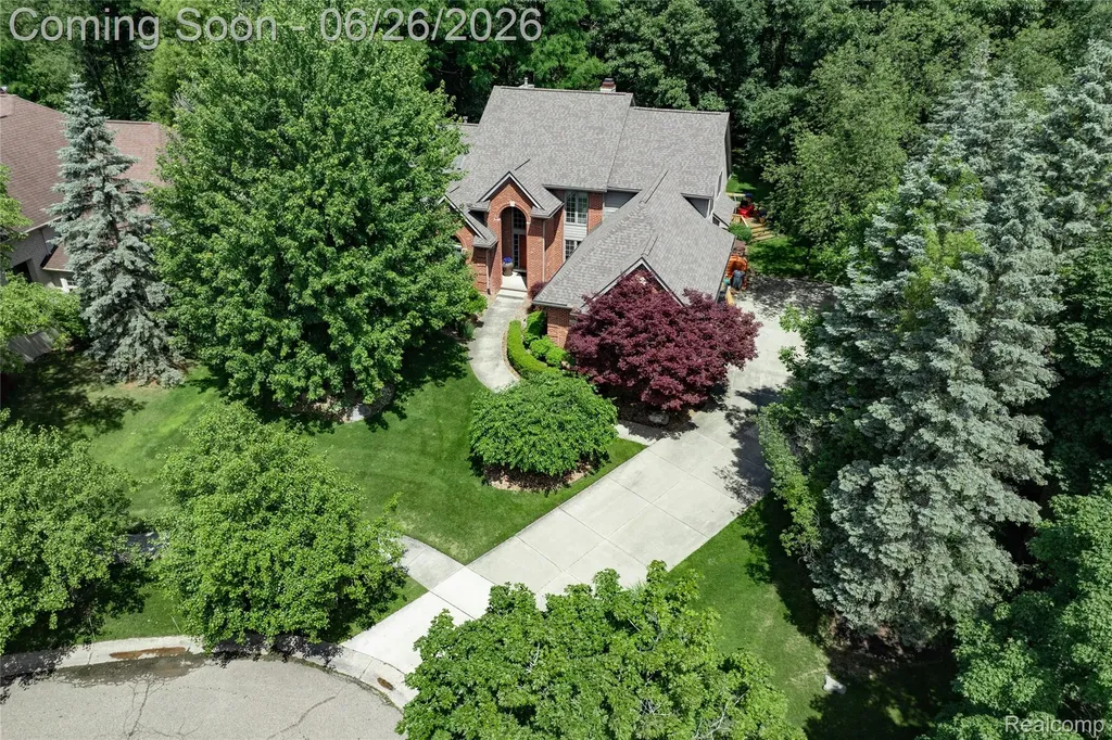 7422 Autumn Hill Drive West Bloomfield Charter Township MI 48323
