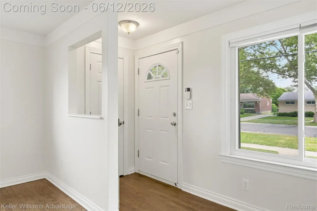 23111 Scotia Road Oak Park City MI 48237