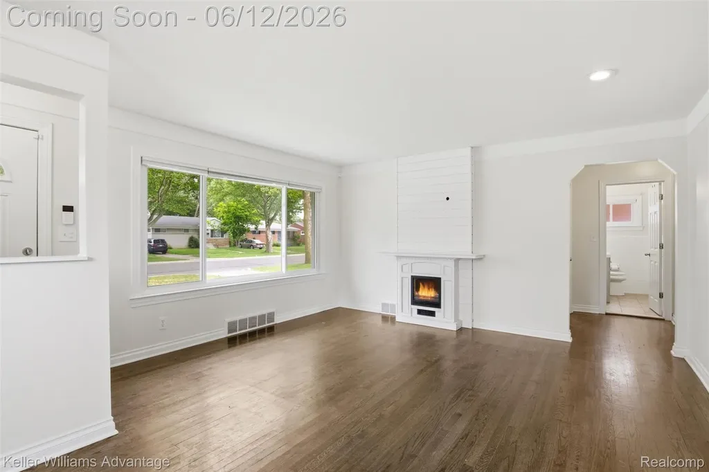 23111 Scotia Road Oak Park City MI 48237