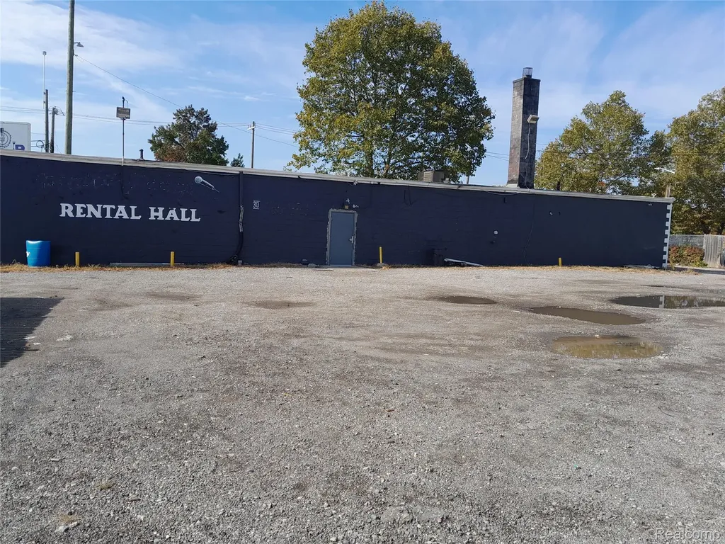 13001 Warren Avenue Detroit City MI 48215