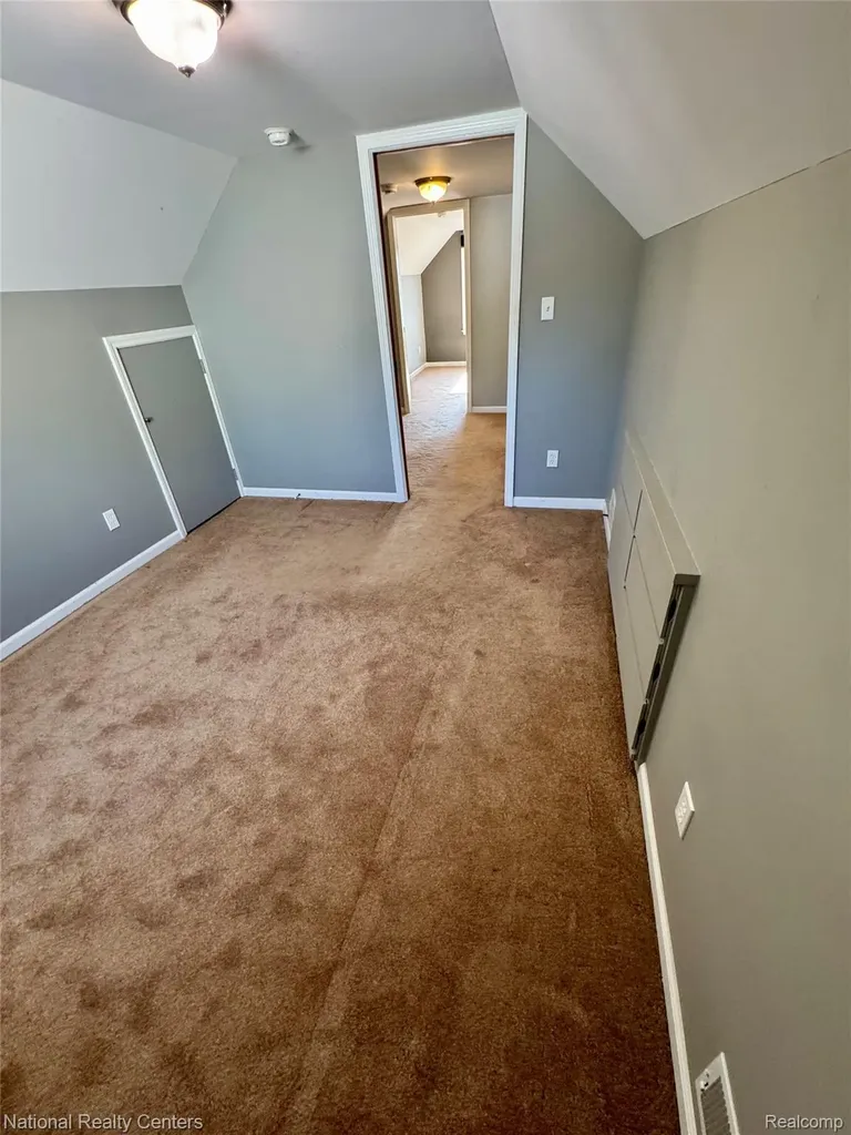 2009 Barrett Avenue Royal Oak City MI 48067