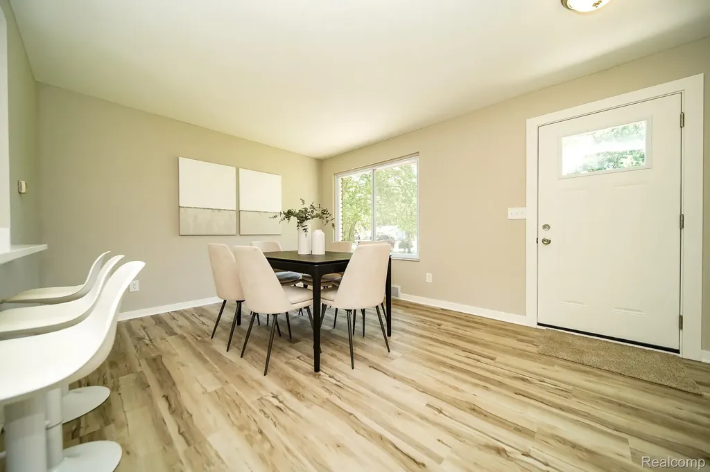 48297 Mallard Drive Chesterfield Township MI 48047