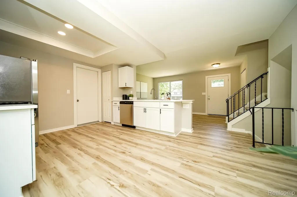 48297 Mallard Drive Chesterfield Township MI 48047