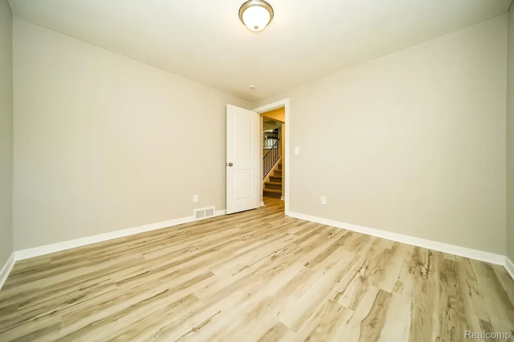 48297 Mallard Drive Chesterfield Township MI 48047