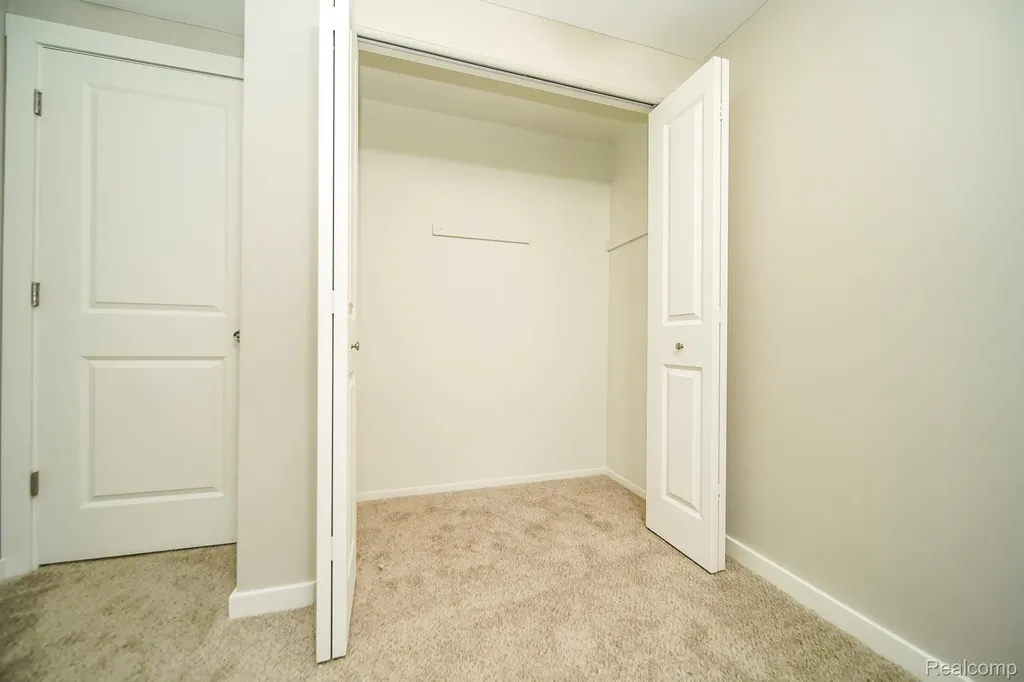 48297 Mallard Drive Chesterfield Township MI 48047