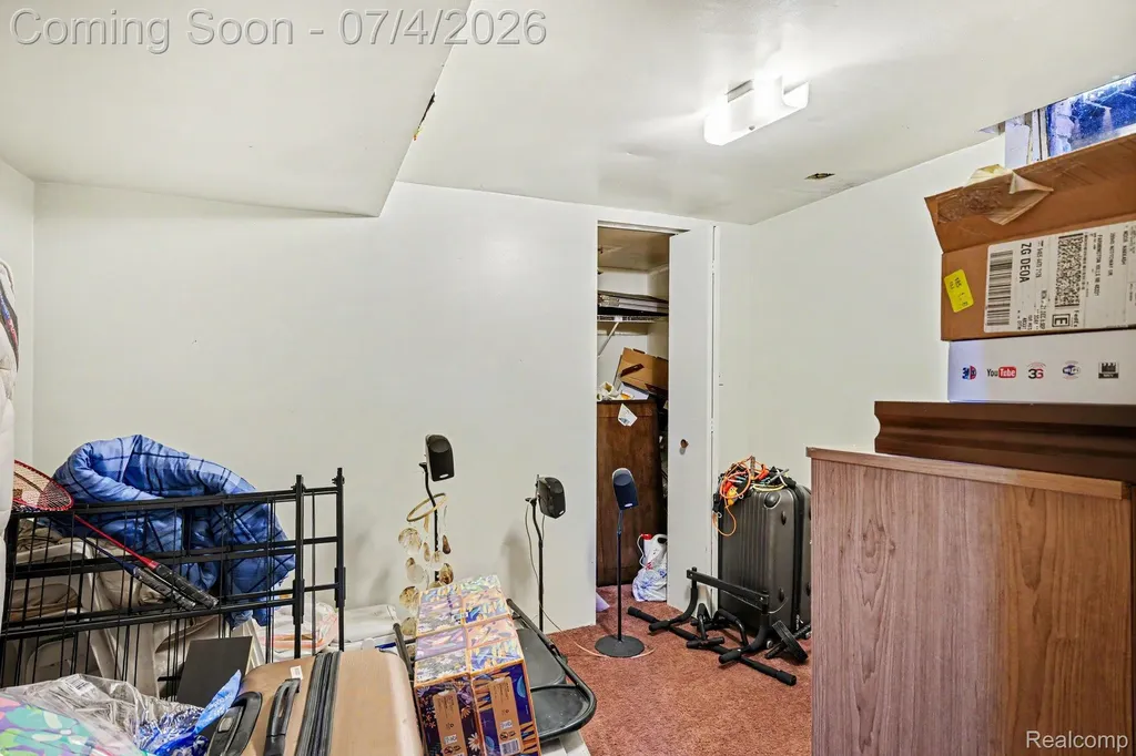 28945 Nottoway Drive Farmington Hills City MI 48331