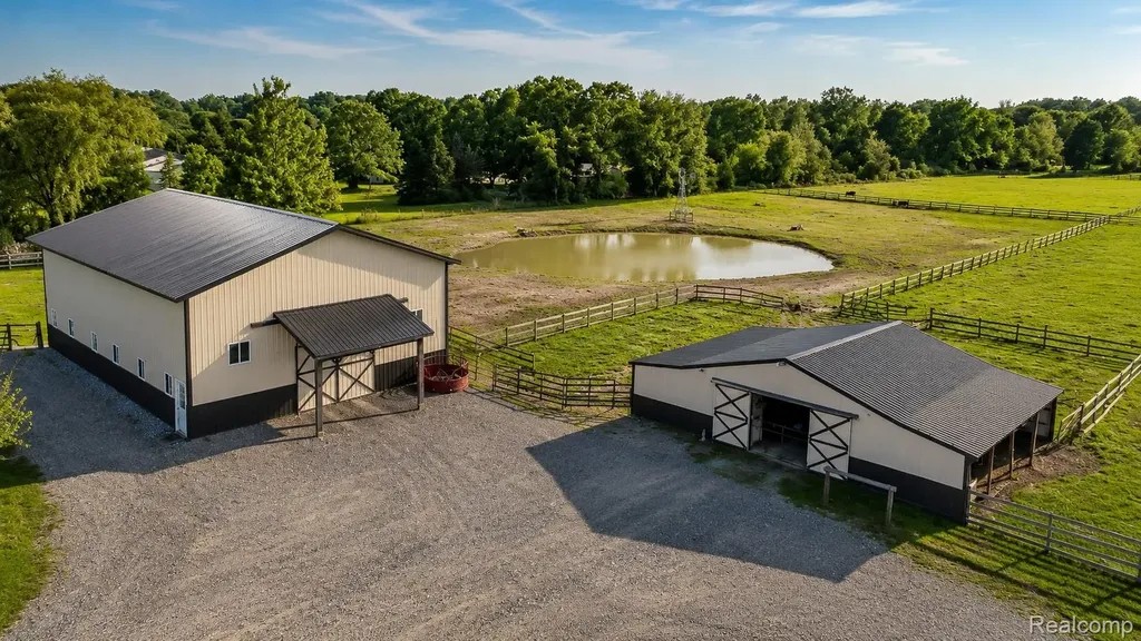 7753 Clyde Road Oceola Township MI 48430