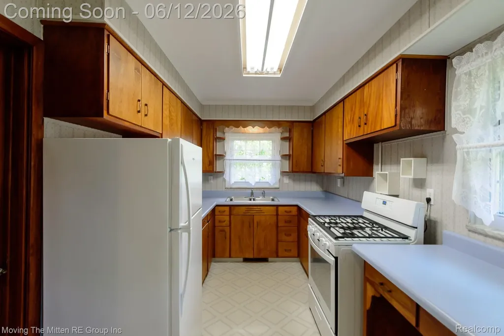 35382 Eldon Drive Brownstown Charter Township MI 48173