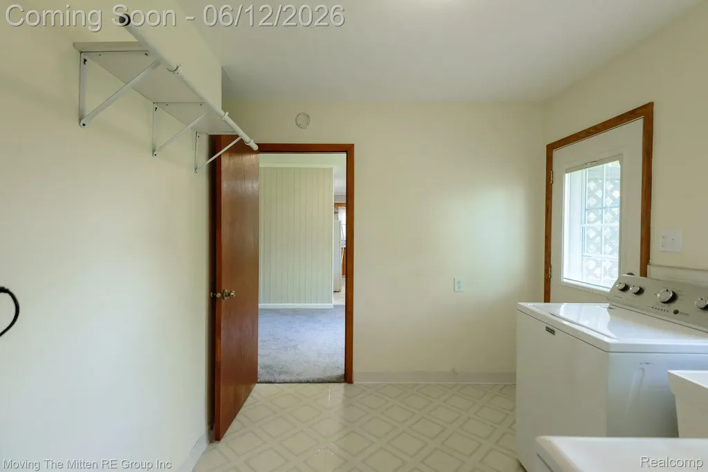 35382 Eldon Drive Brownstown Charter Township MI 48173