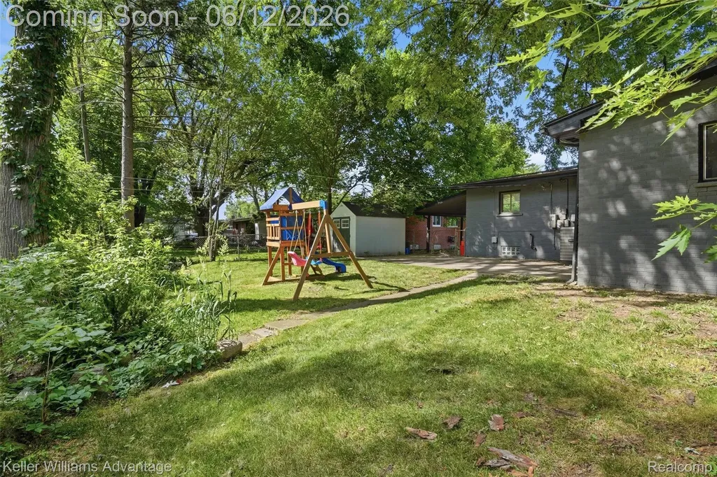 20250 Brentwood Street Livonia City MI 48152