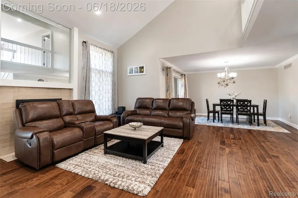 37520 Amber Drive Farmington Hills City MI 48331