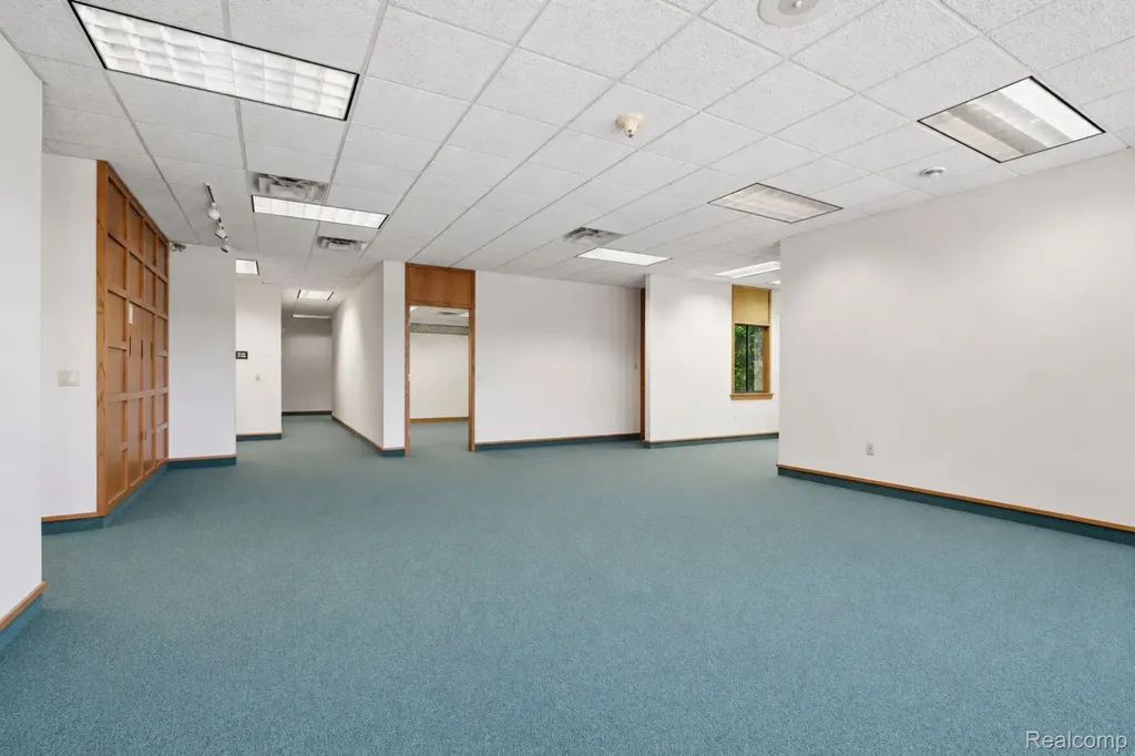 5081 Exchange Drive Flint City MI 48507