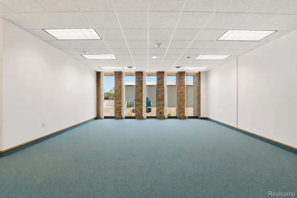 5081 Exchange Drive Flint City MI 48507