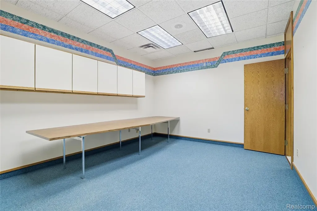 5081 Exchange Drive Flint City MI 48507