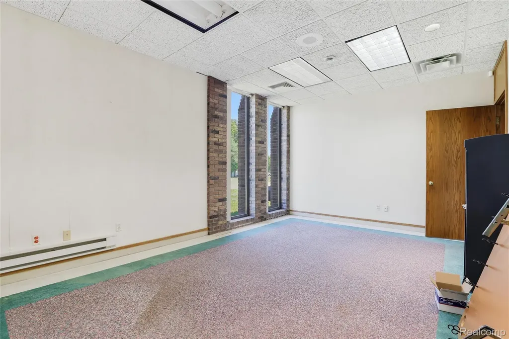 5081 Exchange Drive Flint City MI 48507