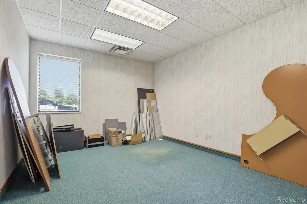 5081 Exchange Drive Flint City MI 48507