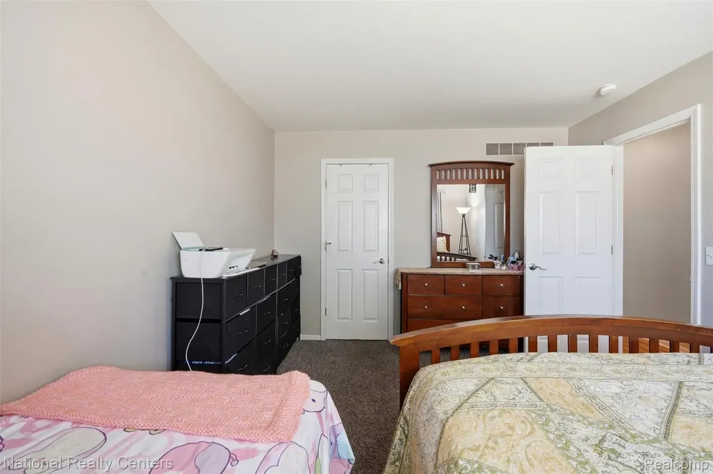 5549 Mansfield Avenue Sterling Heights City MI 48310