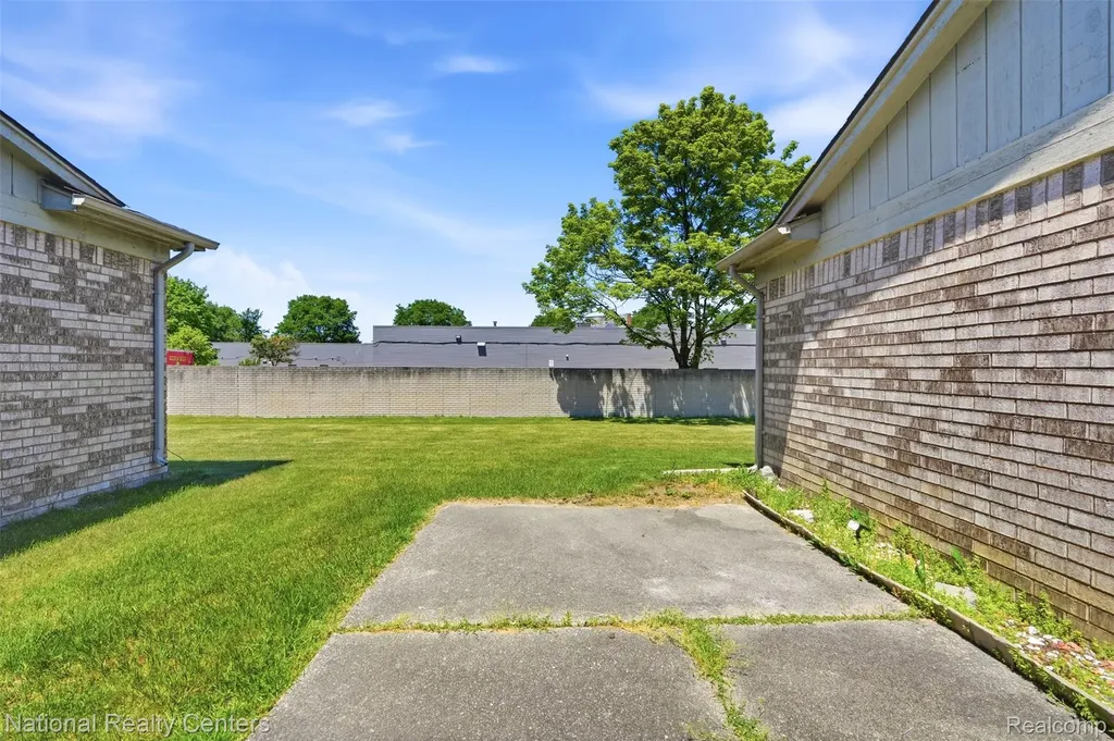 5549 Mansfield Avenue Sterling Heights City MI 48310