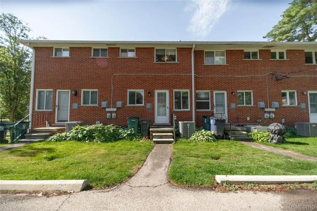 502 W Houstonia Avenue Royal Oak City MI 48073