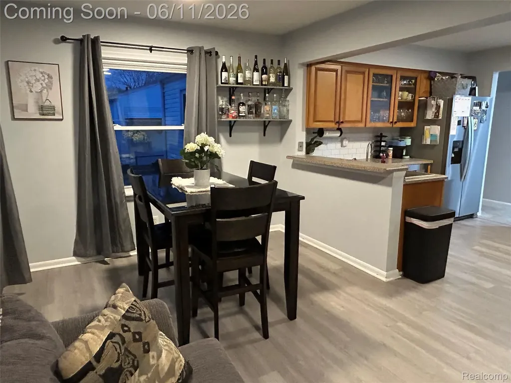 21820 Downing Street St. Clair Shores City MI 48080