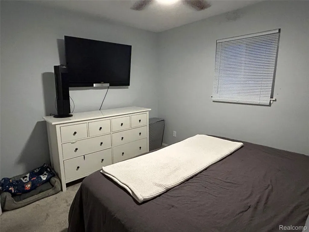 21820 Downing Street St. Clair Shores City MI 48080