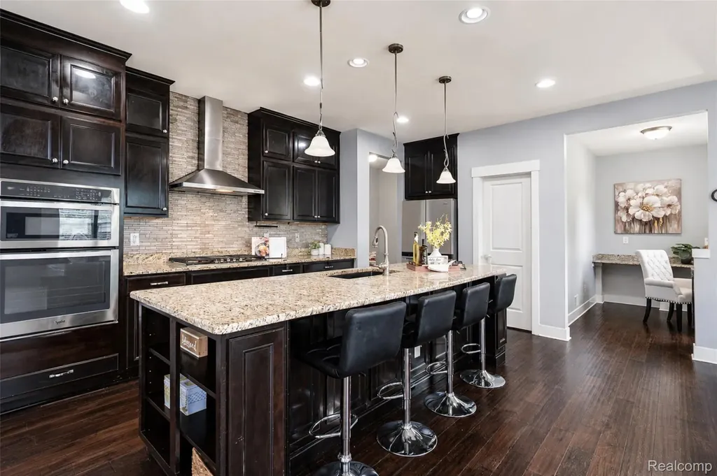 354 Findley Circle Lake Orion Village MI 48360