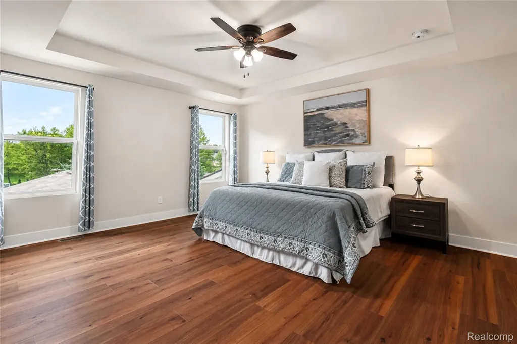354 Findley Circle Lake Orion Village MI 48360