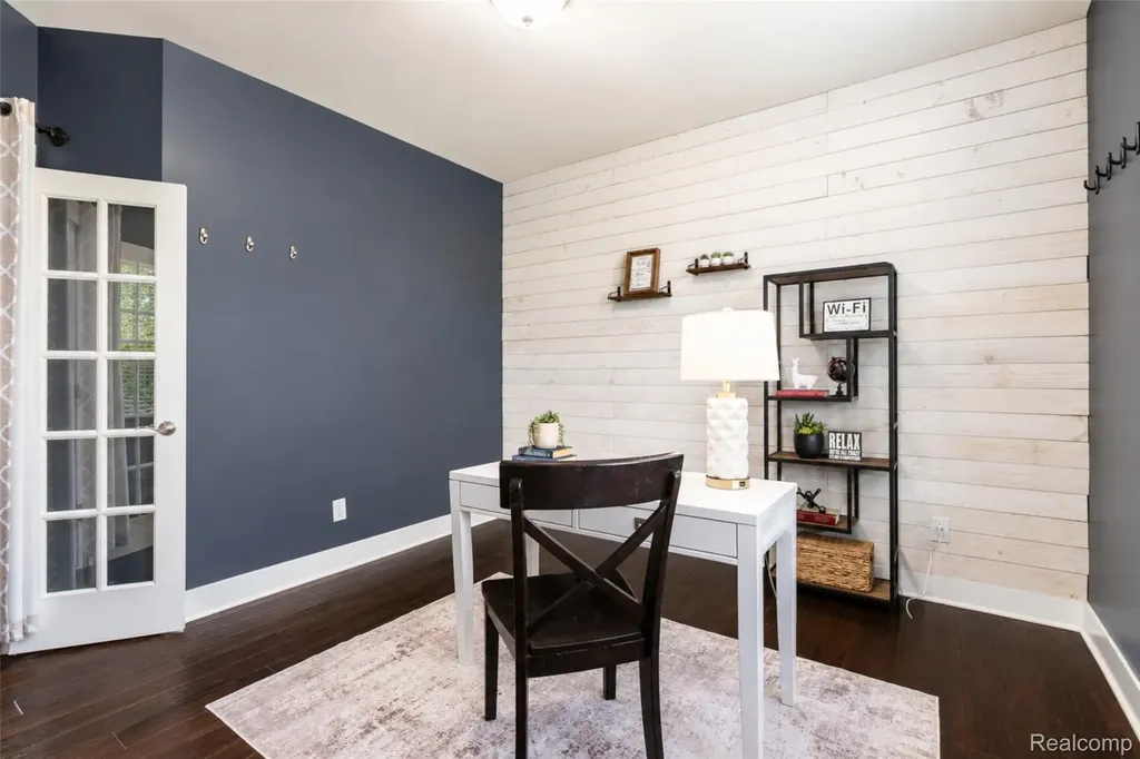354 Findley Circle Lake Orion Village MI 48360