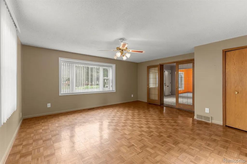 14918 Angelique Avenue Allen Park City MI 48101