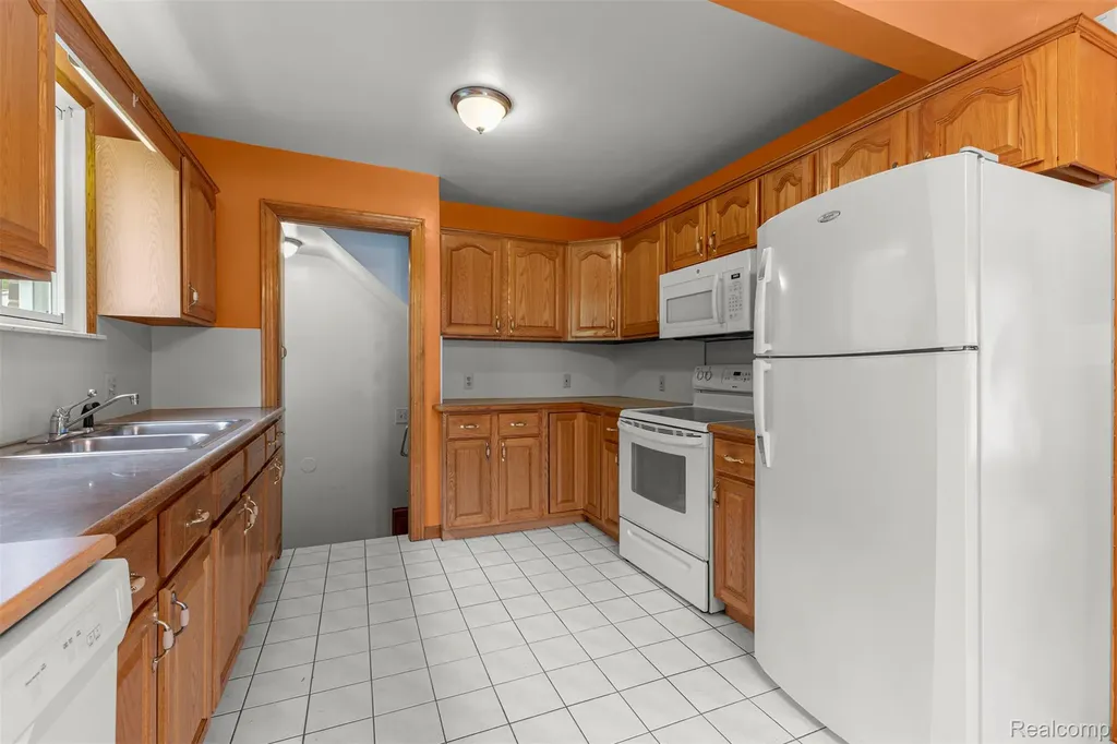 14918 Angelique Avenue Allen Park City MI 48101