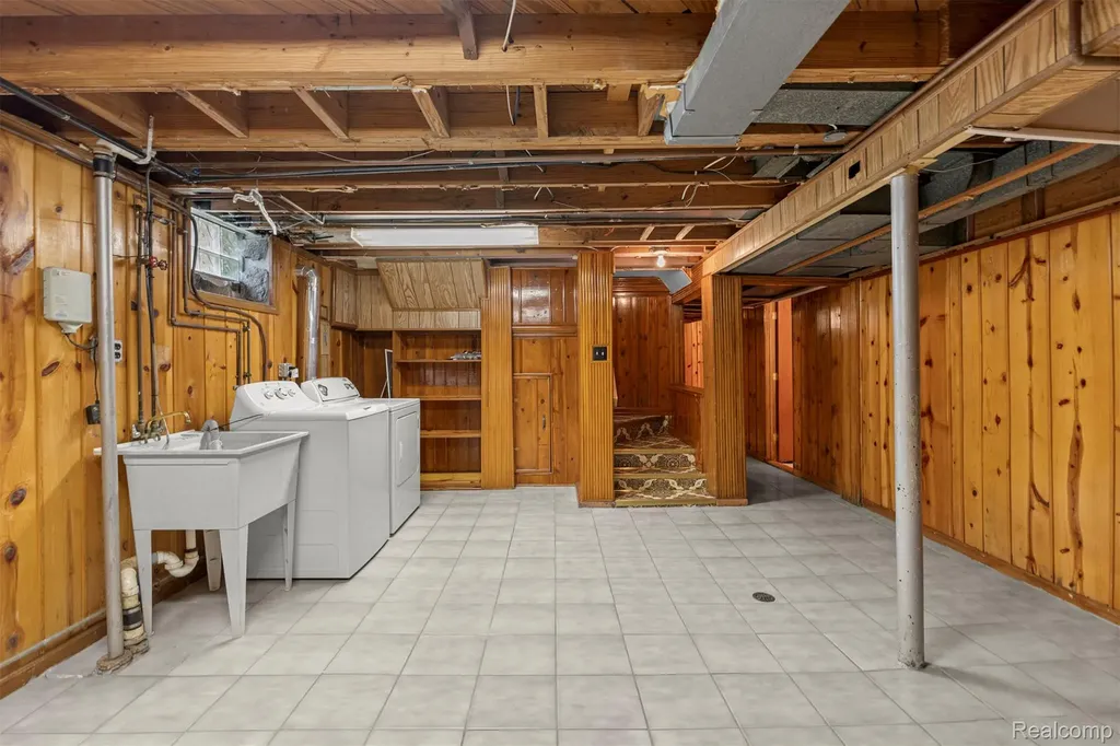 14918 Angelique Avenue Allen Park City MI 48101