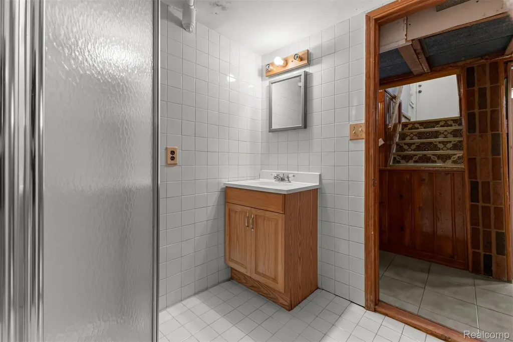 14918 Angelique Avenue Allen Park City MI 48101