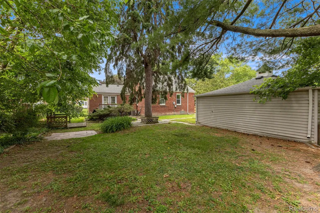 14918 Angelique Avenue Allen Park City MI 48101