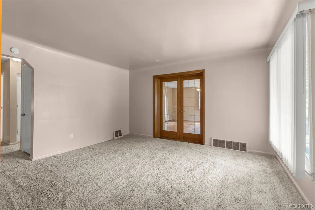 14918 Angelique Avenue Allen Park City MI 48101