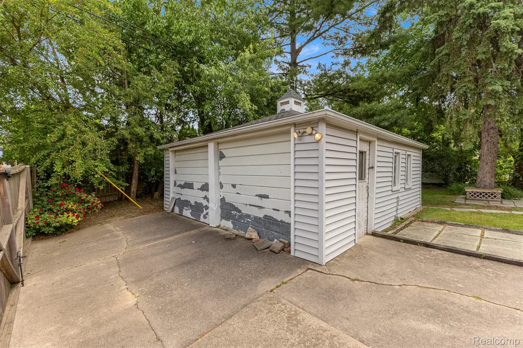 14918 Angelique Avenue Allen Park City MI 48101