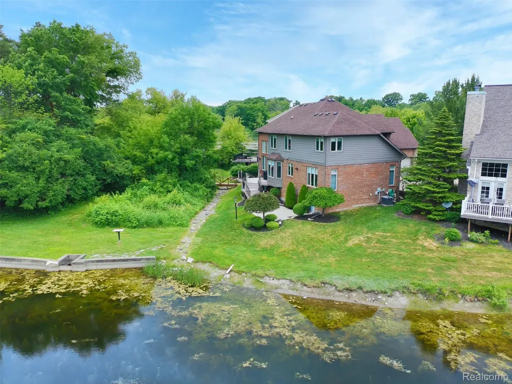 50573 Elmwood Court Plymouth Charter Township MI 48170