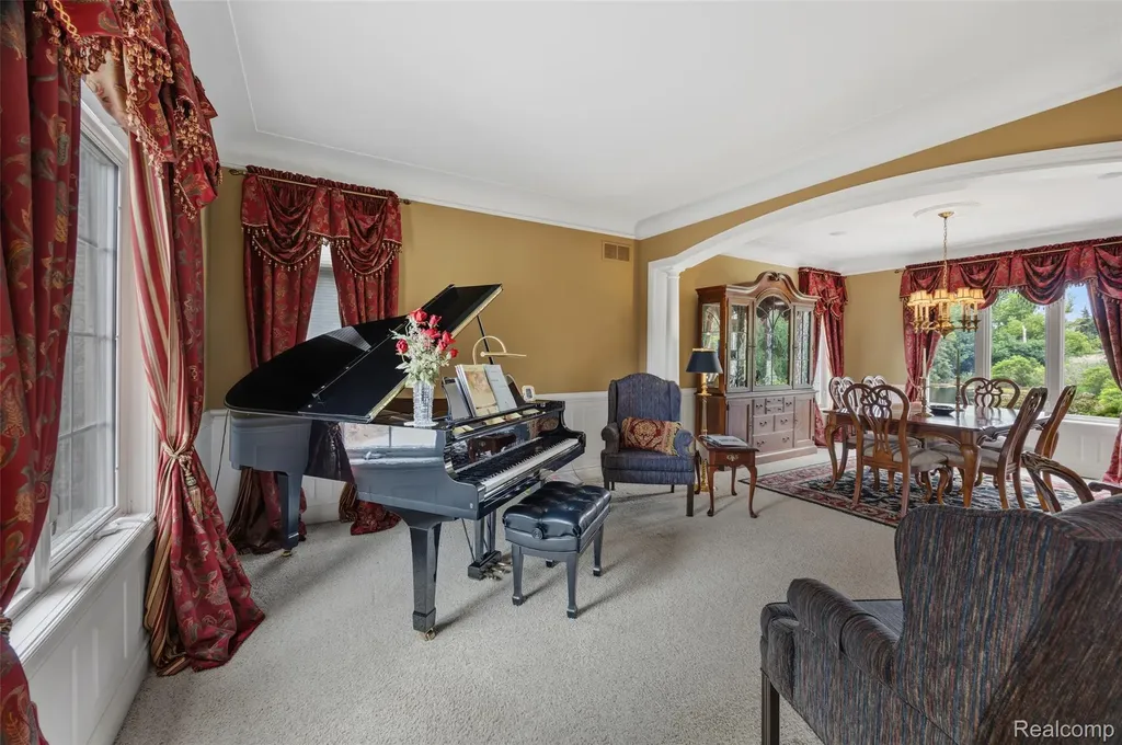 50573 Elmwood Court Plymouth Charter Township MI 48170
