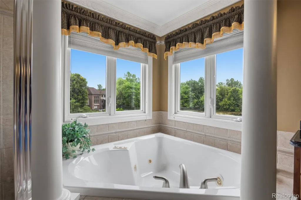 50573 Elmwood Court Plymouth Charter Township MI 48170
