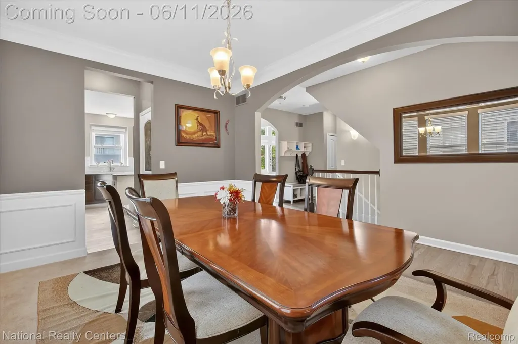 27412 Victoria Road Novi City MI 48374