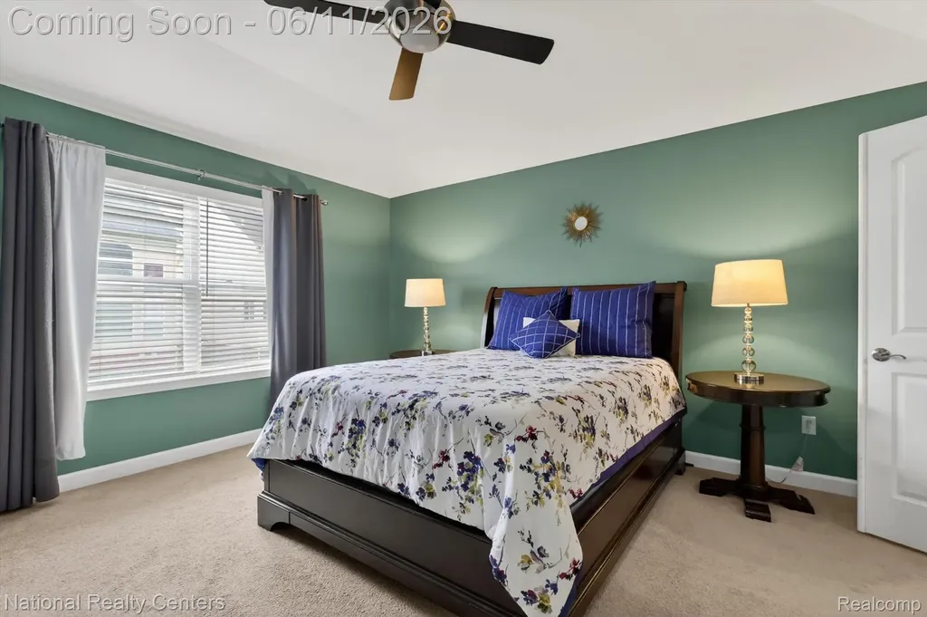 27412 Victoria Road Novi City MI 48374