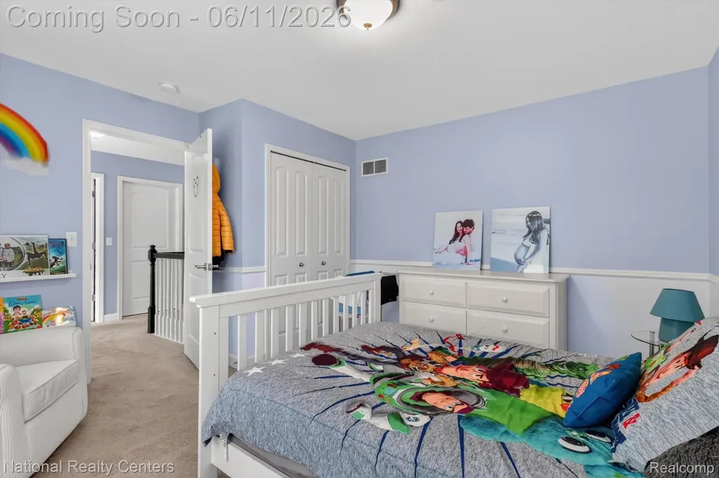 27412 Victoria Road Novi City MI 48374