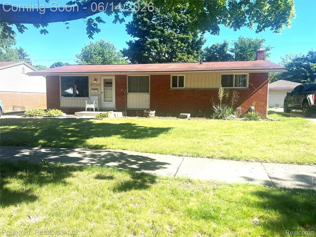 37110 Gilchrist Street Westland City MI 48186