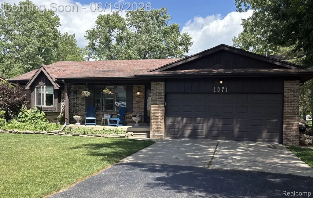 4071 S Elms Road Swartz Creek City MI 48473
