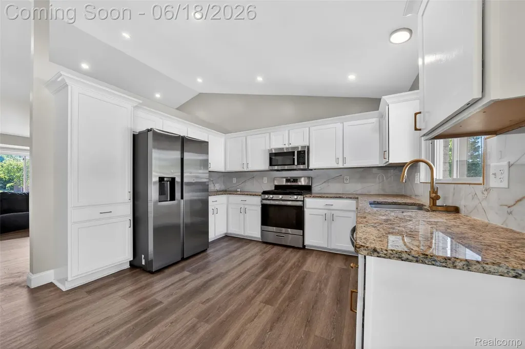 45925 Ashwood Lane Macomb Township MI 48044