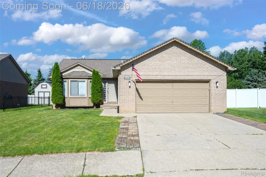 45925 Ashwood Lane Macomb Township MI 48044