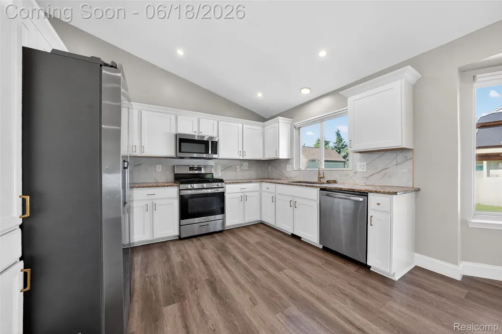 45925 Ashwood Lane Macomb Township MI 48044