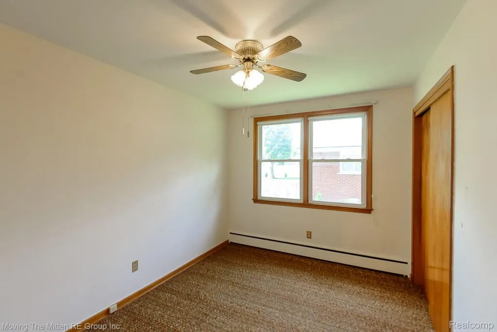 57 W Spencer Street Van Buren Charter Township MI 48111